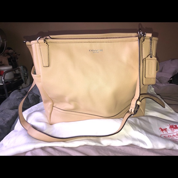 Coach diaper bag - Picture 1 of 3